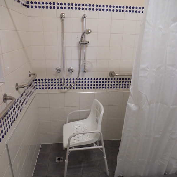 Shower with chair